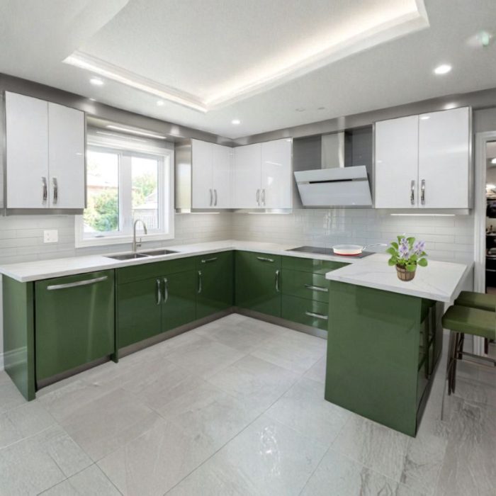 Khám phá tủ bếp inox cánh acrylic cao cấp – chống nước 100%, bóng gương sang trọng, sản xuất theo kích thước thực tế tại xưởng